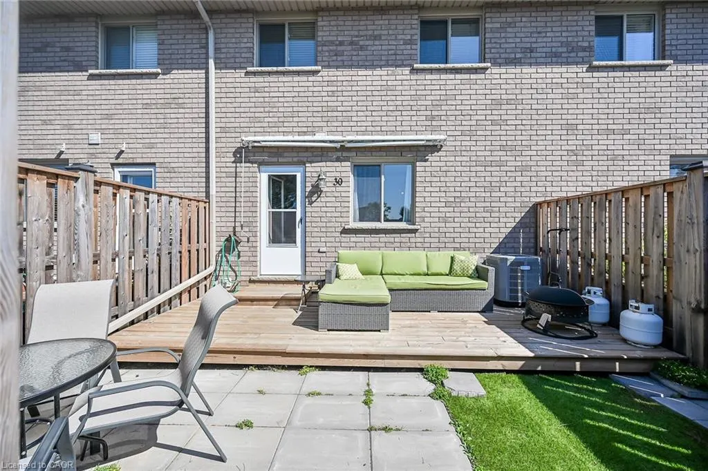 40 Braemar Avenue, #30