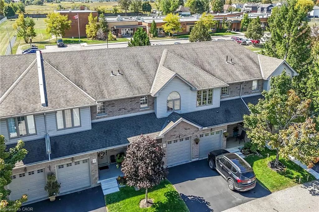 40 Braemar Avenue, #30