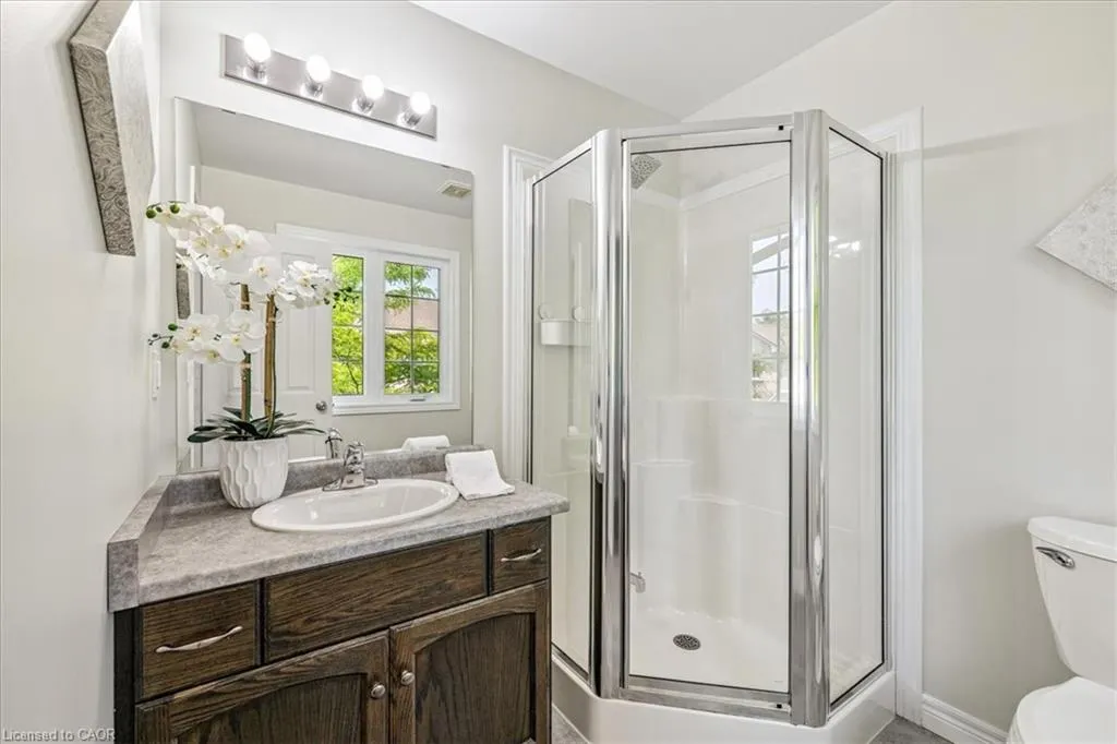 60 Cloverleaf Drive, #38