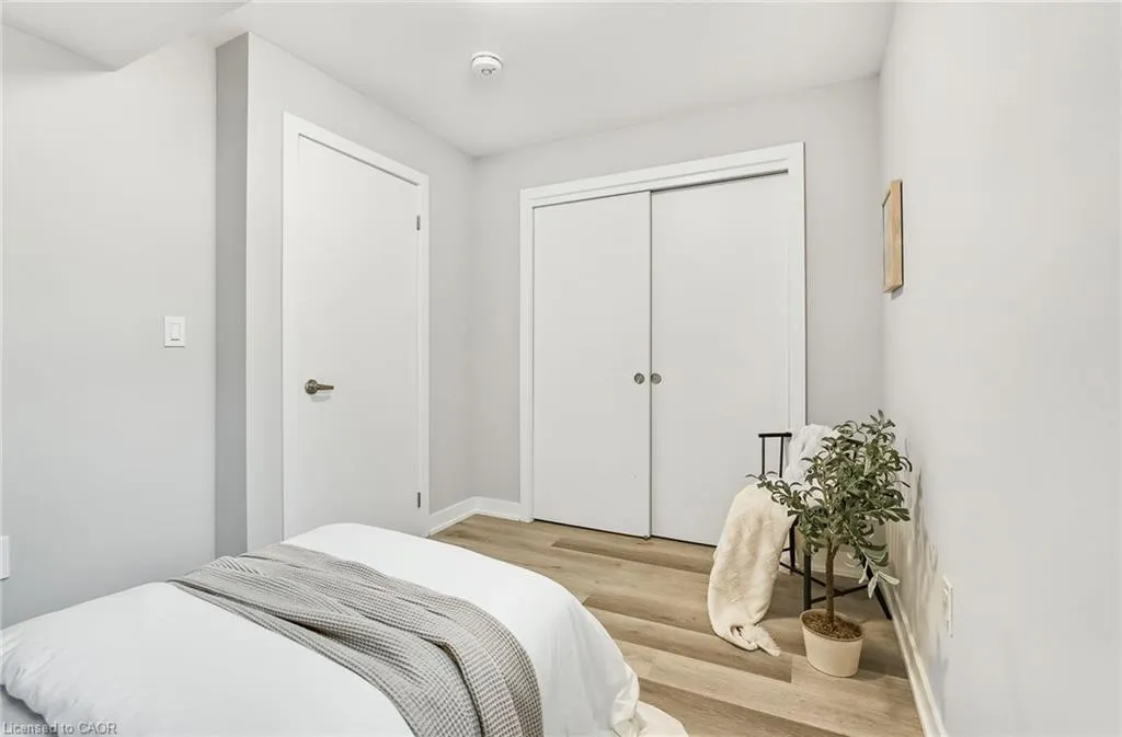 527 Shaver Road, #7