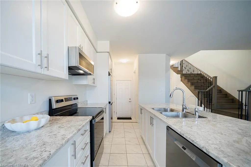196 Wilmot Road