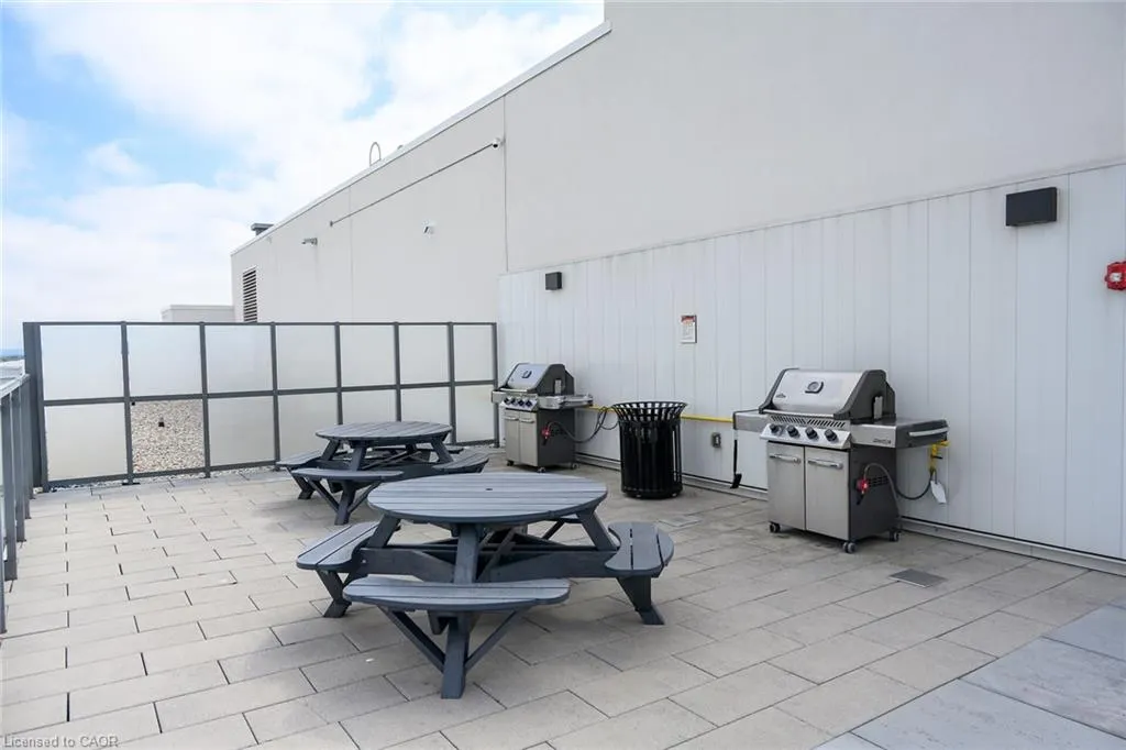 121 Highway 8, #301