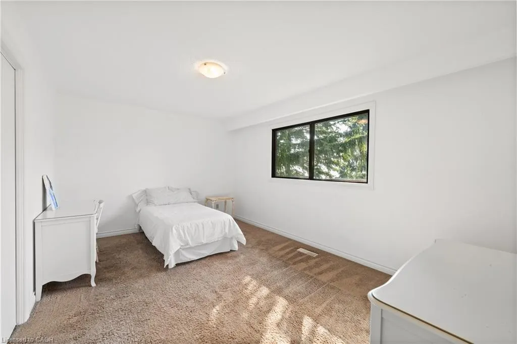 20 Arkendo Drive
