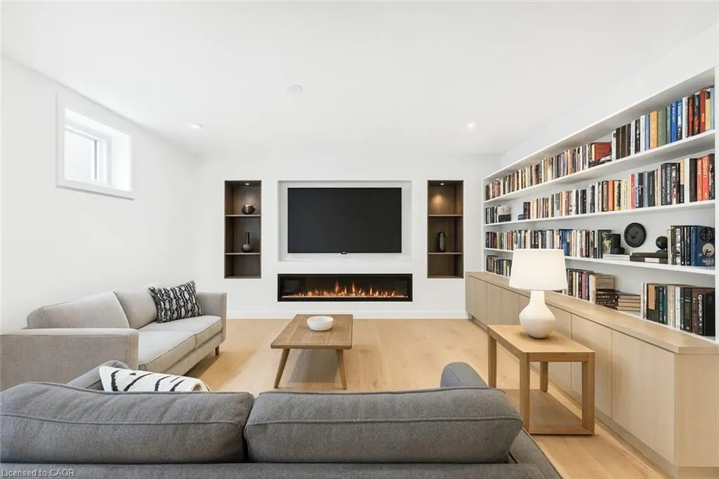 20 Arkendo Drive