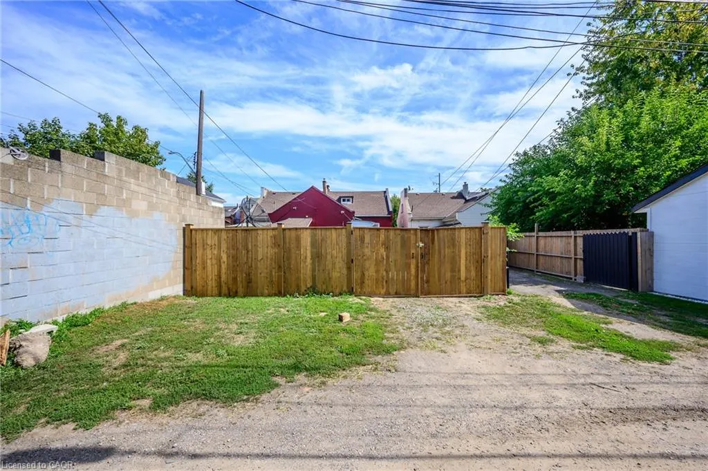 127 East Avenue N
