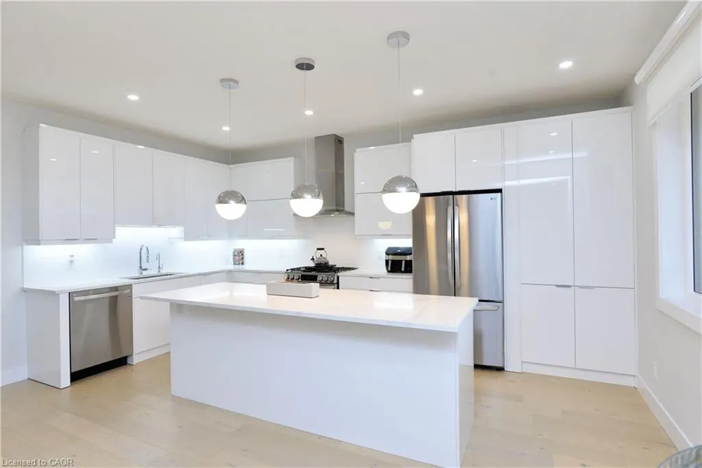 86 Grandville Circle