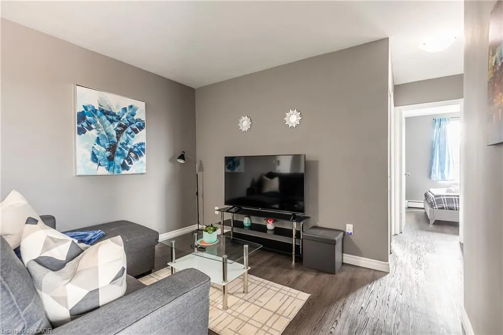 2322 King Street E, #41