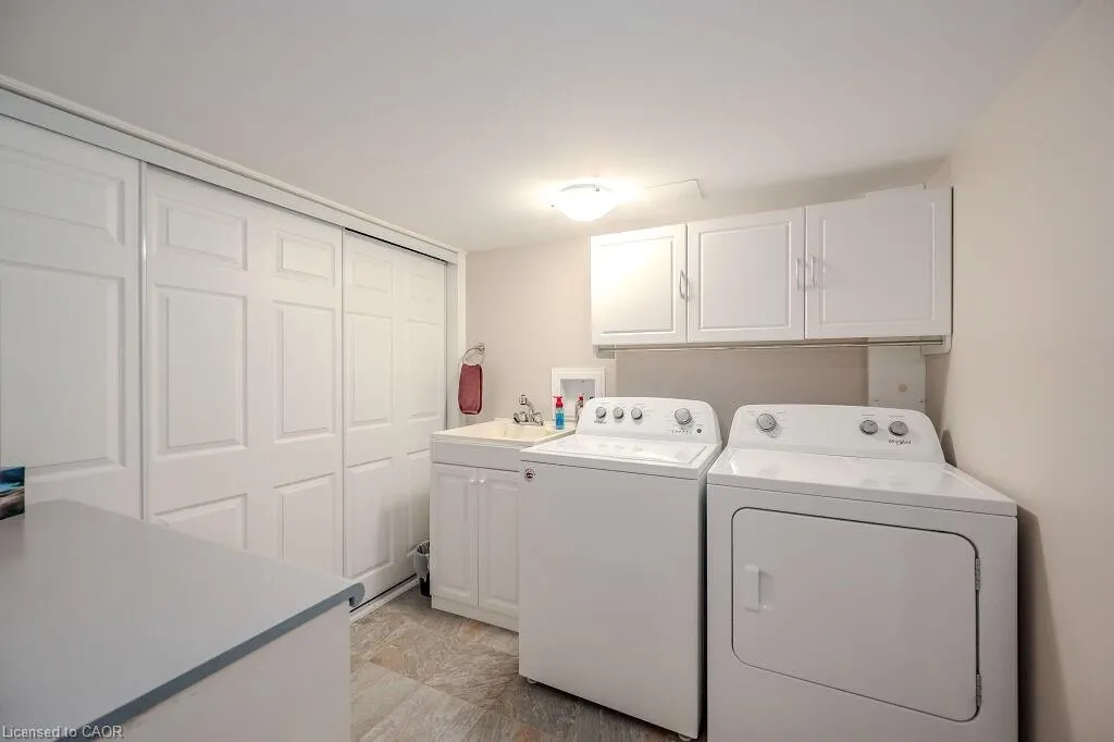 512 Northbrook Place