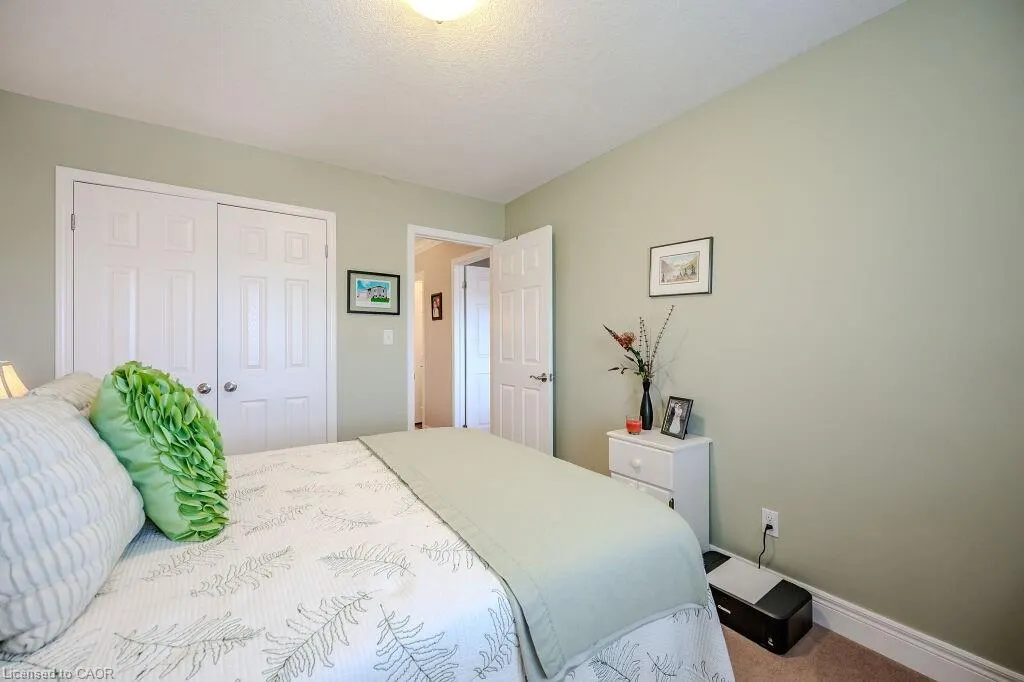 512 Northbrook Place