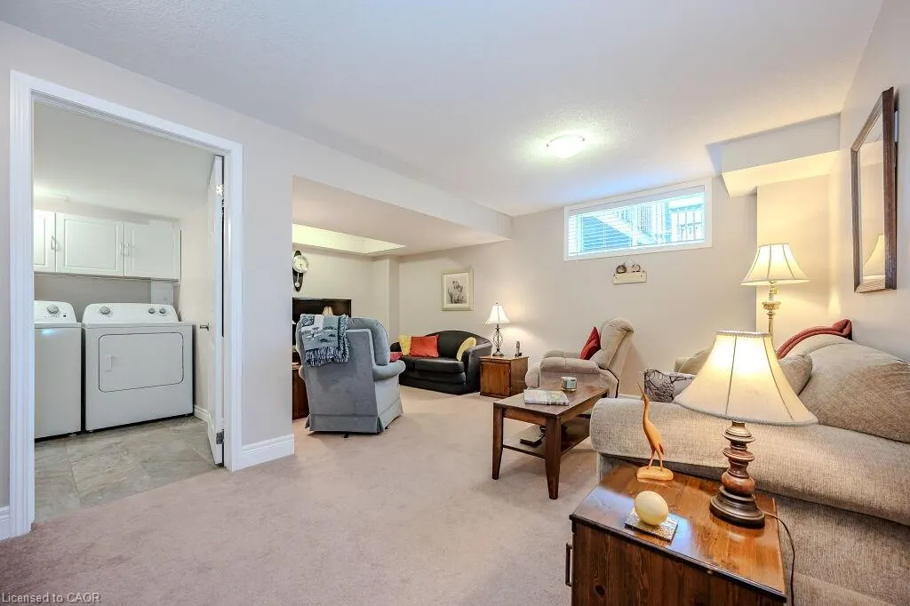 512 Northbrook Place