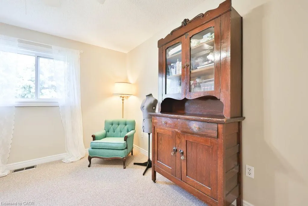 2229 Walkers Line, #16