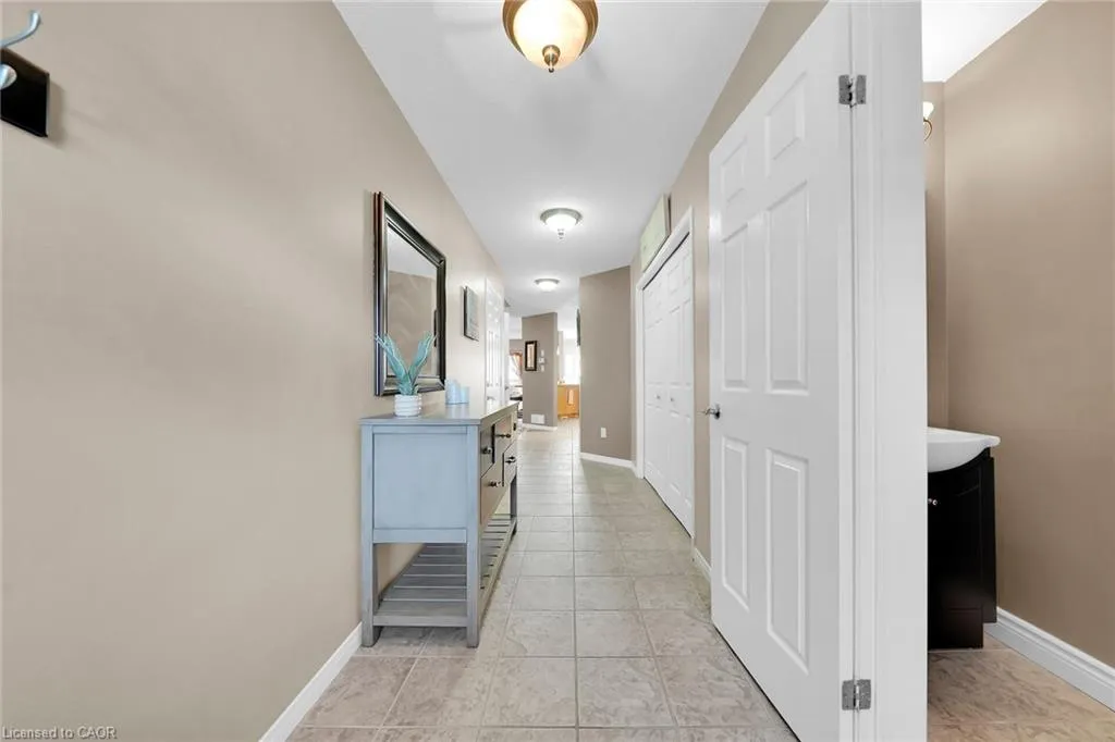 37 Meadow Wood Crescent