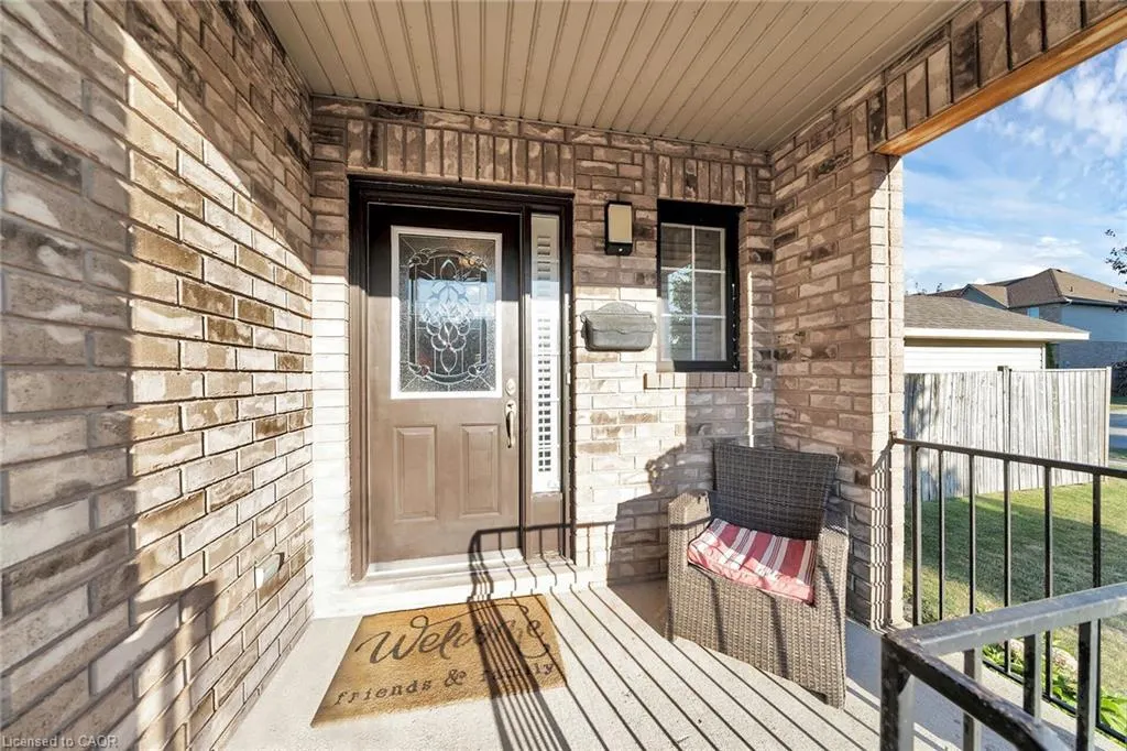 37 Meadow Wood Crescent