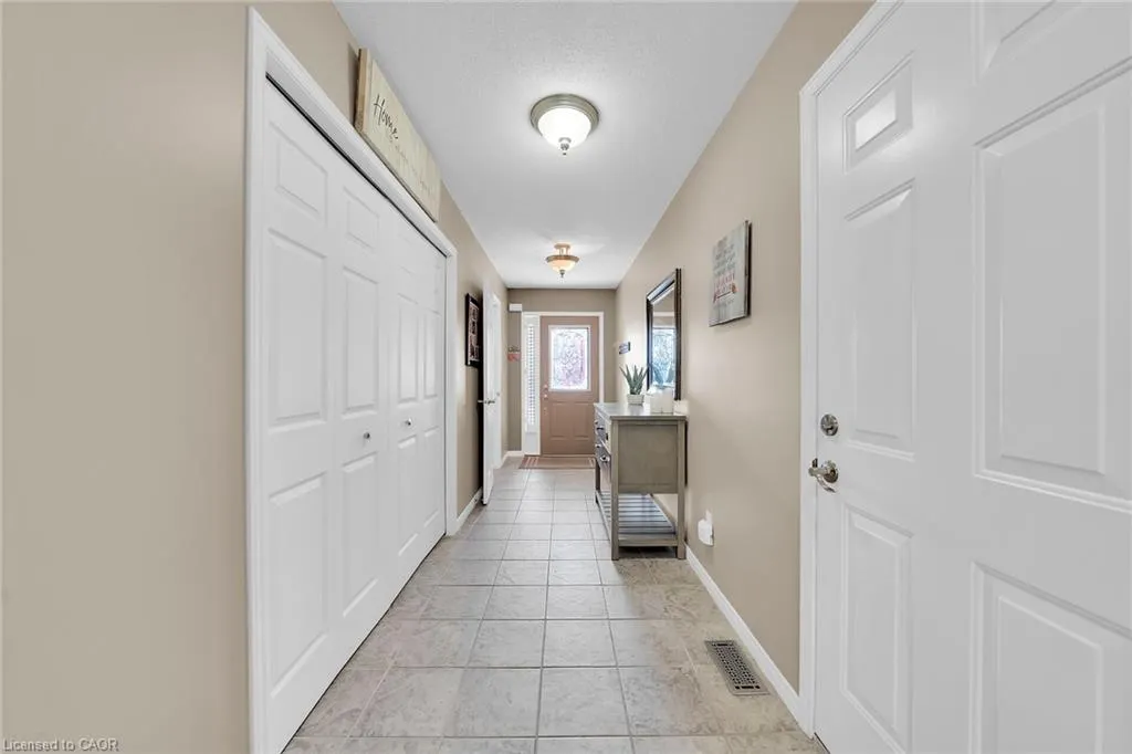 37 Meadow Wood Crescent