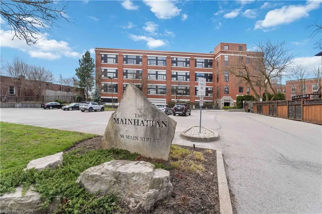 50 Main Street, #202