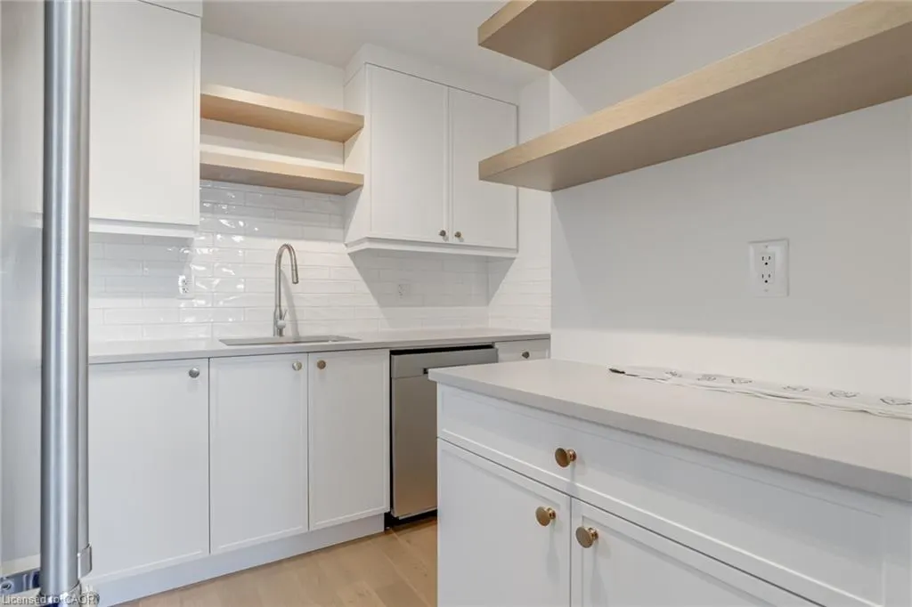 1396 Upper Ottawa Street, #6