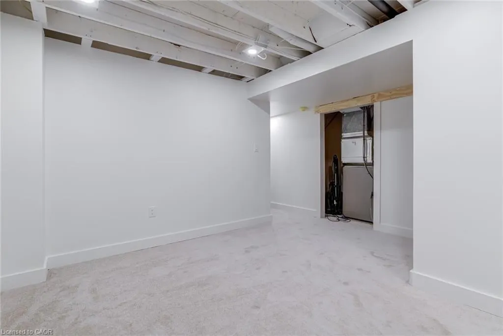 1396 Upper Ottawa Street, #6