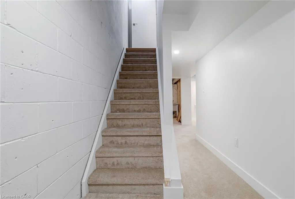 1396 Upper Ottawa Street, #6