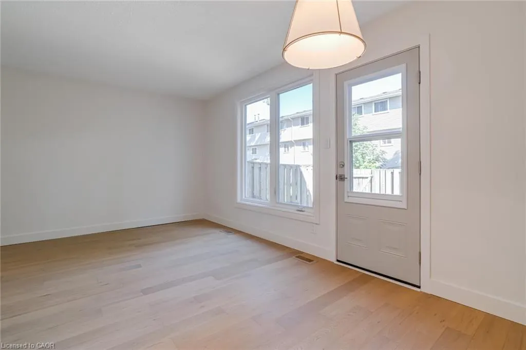 1396 Upper Ottawa Street, #6