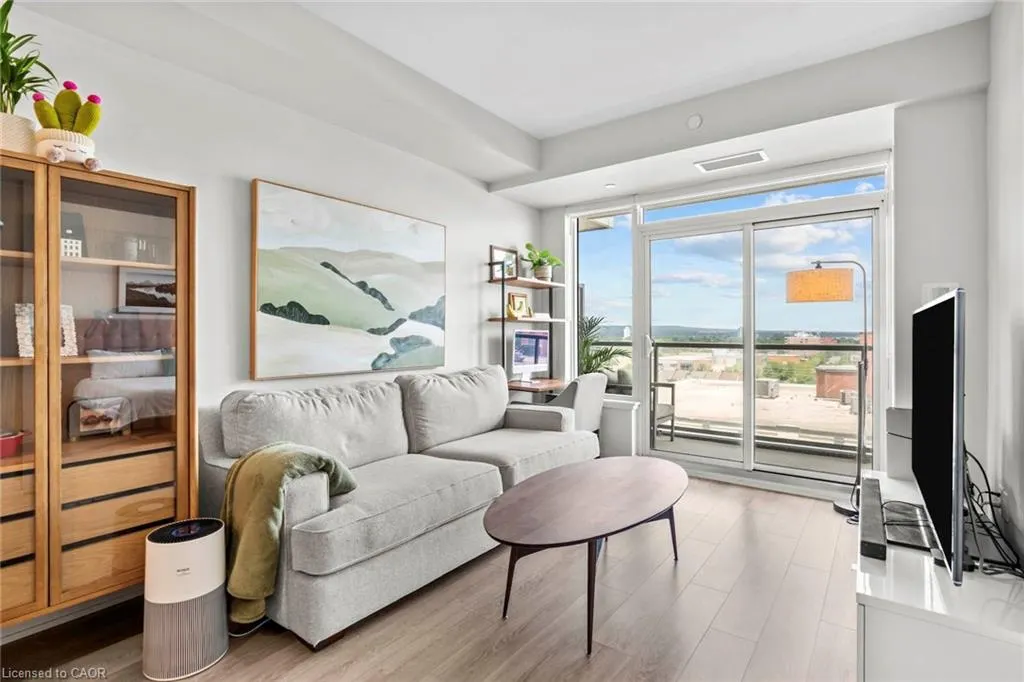 212 King William Street, #818