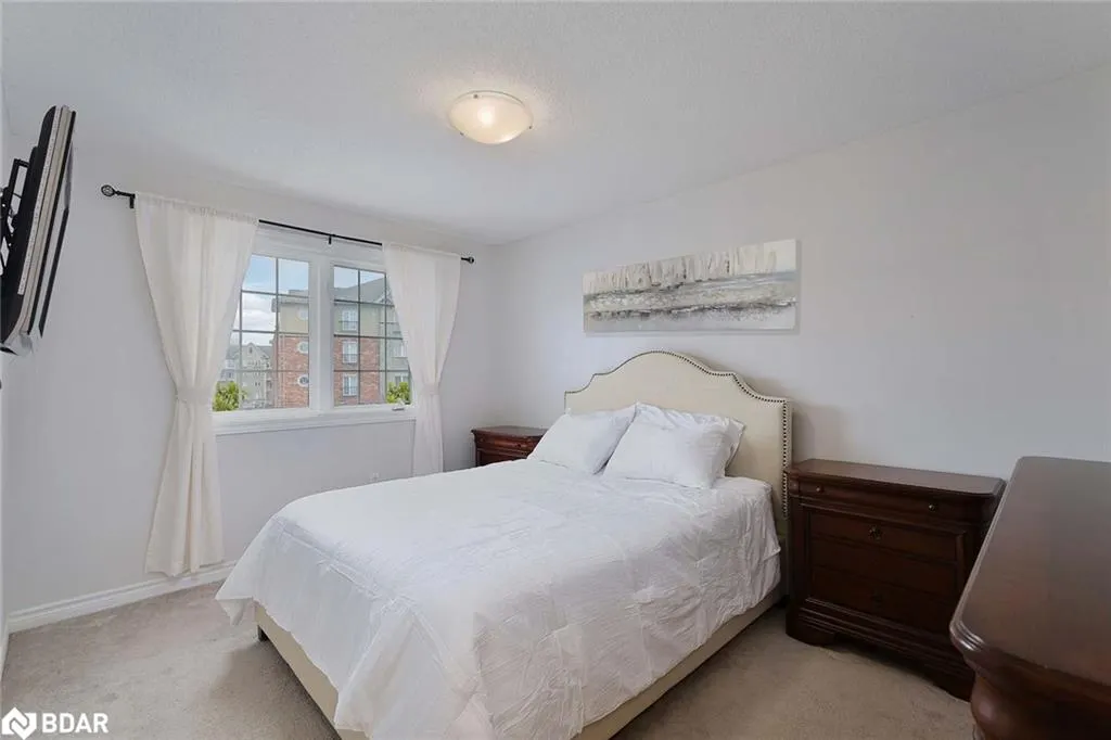 57 Ferndale Drive S, #7