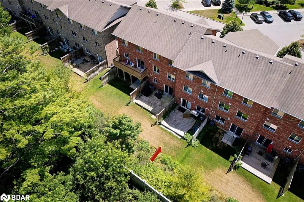 57 Ferndale Drive S, #7
