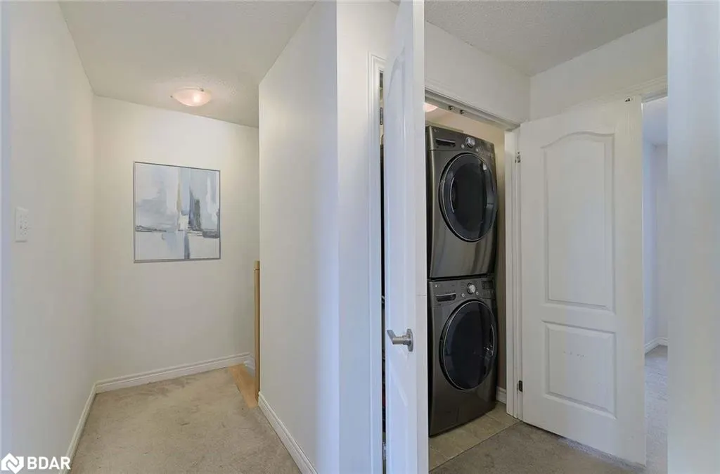 57 Ferndale Drive S, #7
