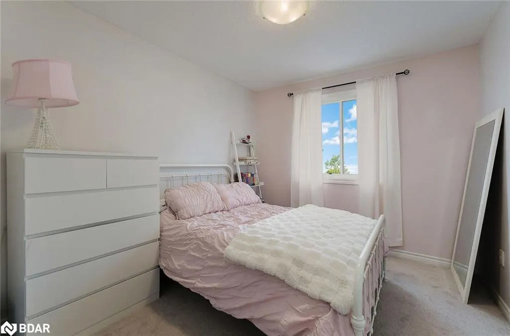 57 Ferndale Drive S, #7