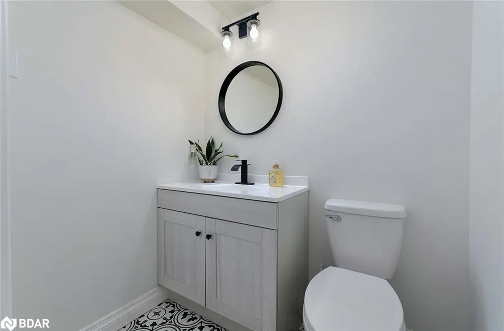 57 Ferndale Drive S, #7