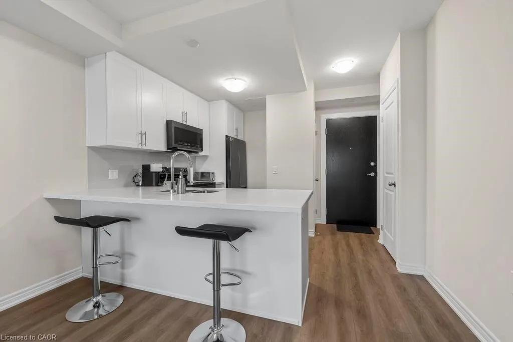 2750 King Street E, #215