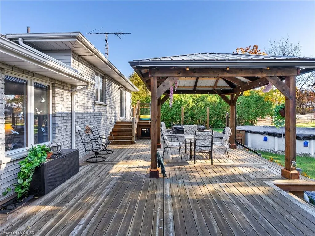 1306 St Johns Road W