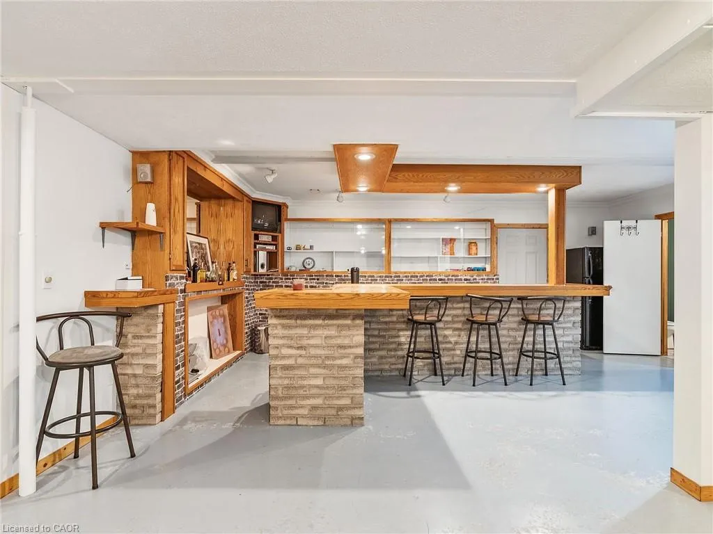 1306 St Johns Road W