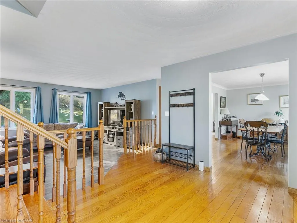 1306 St Johns Road W