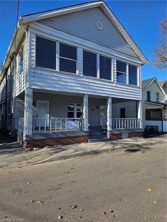 90 Kent Street S, #3