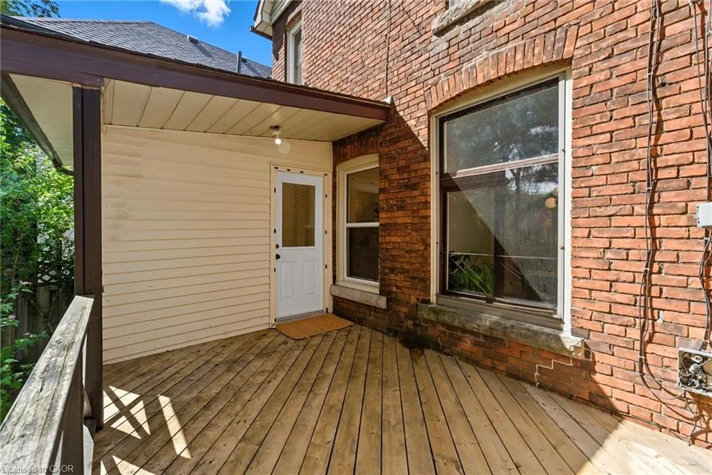 13 Bruce Street