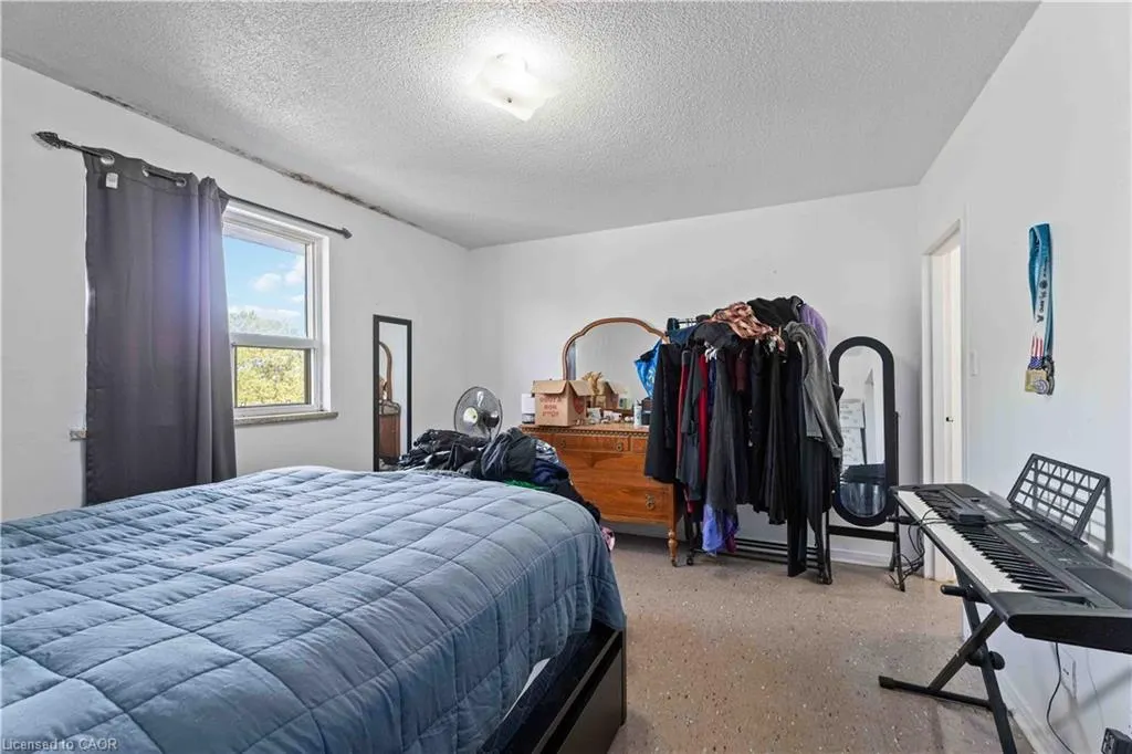 269 Parkdale Avenue N, #403