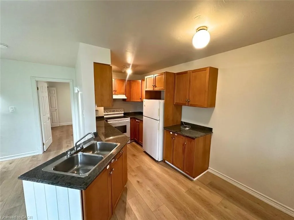 101 Queen Street S, #803
