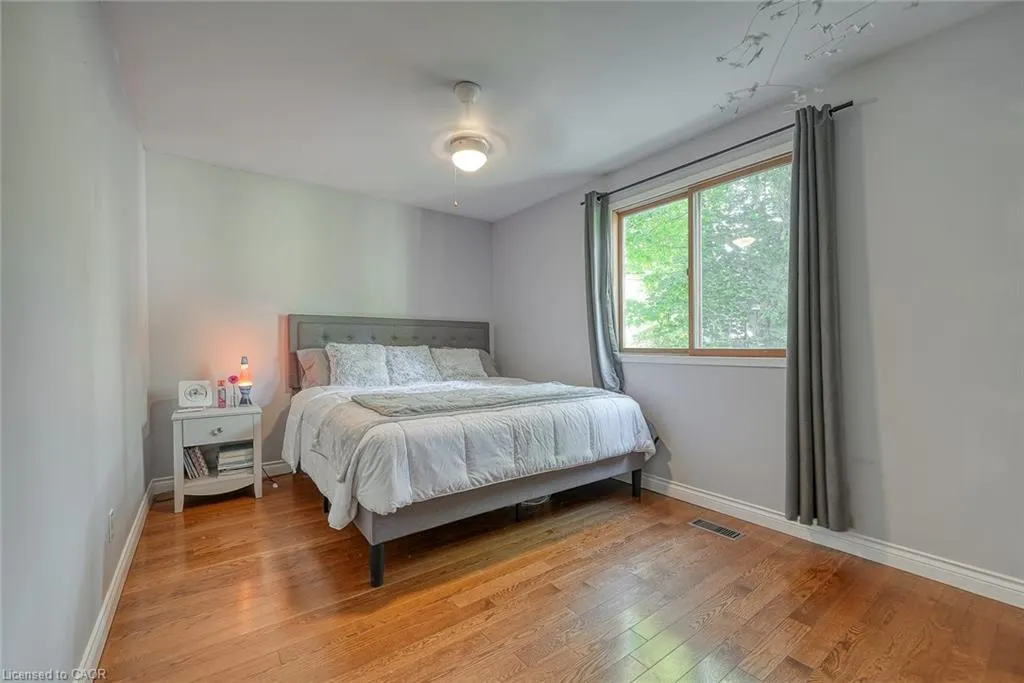 248 Vansittart Avenue
