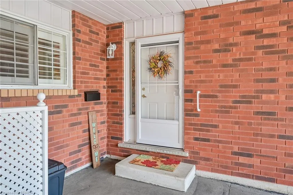 570 West Street, #20