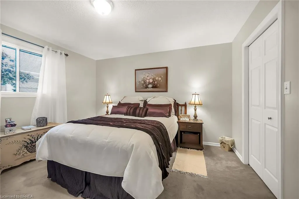 570 West Street, #20