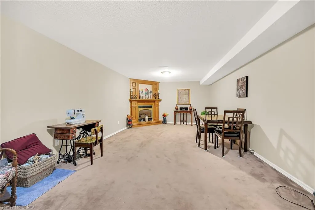 570 West Street, #20