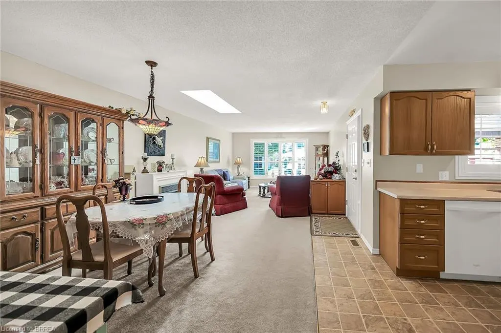 570 West Street, #20