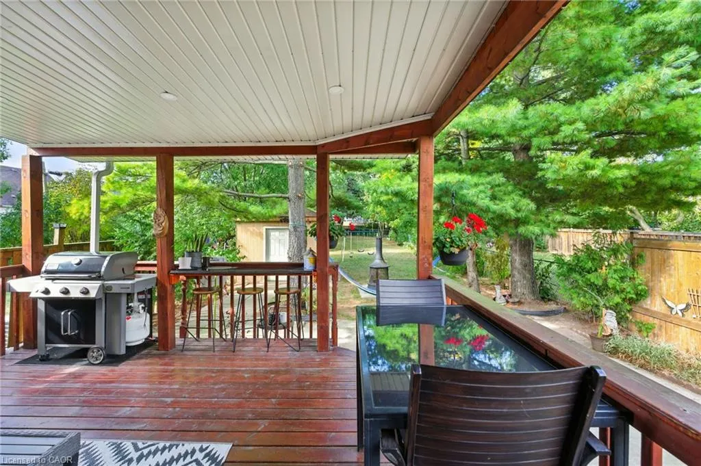 11 Eastvale Place