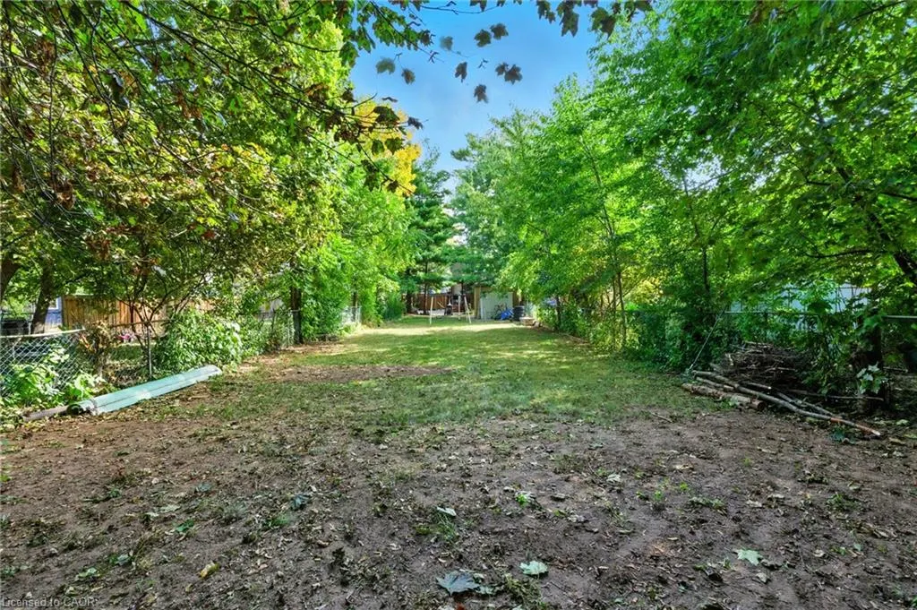 11 Eastvale Place