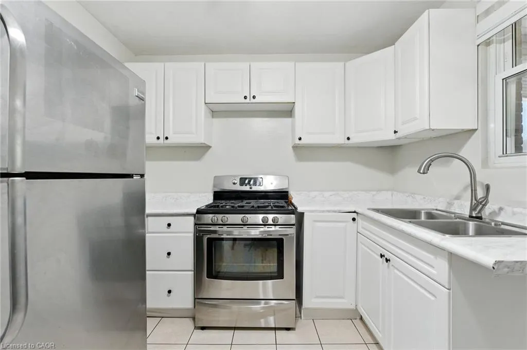 11 Eastvale Place