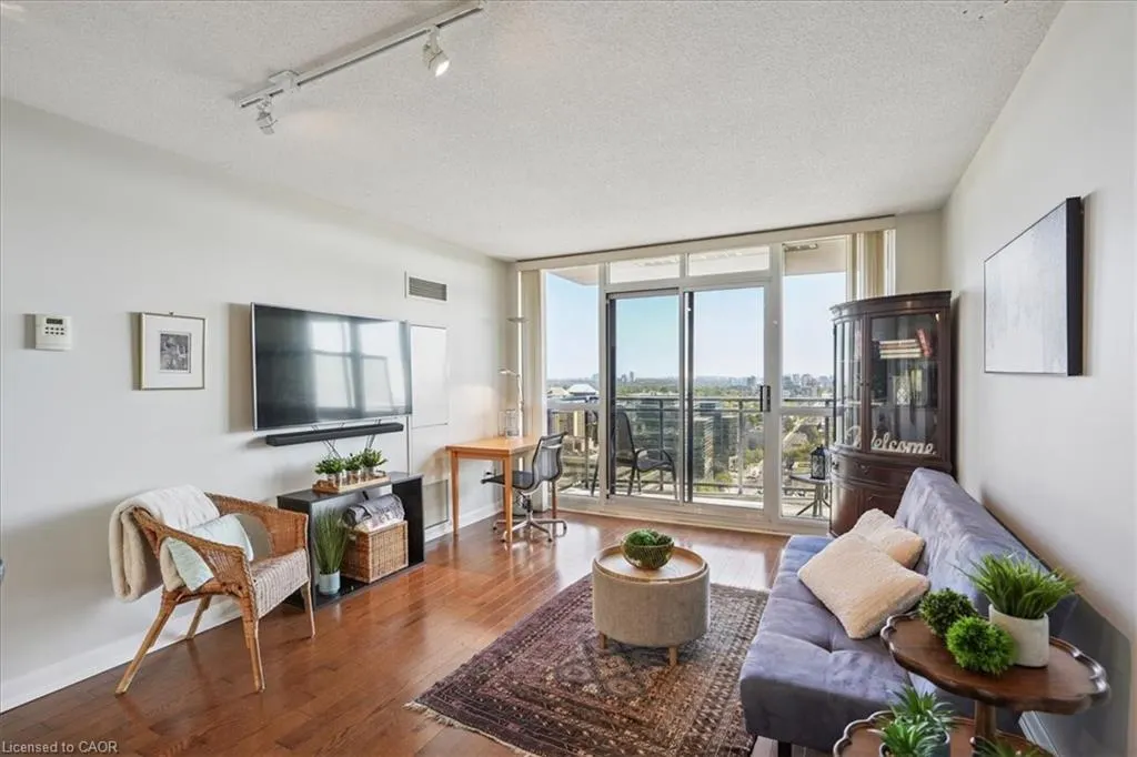 33 Sheppard Avenue, #2411
