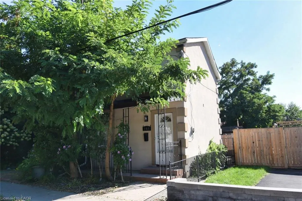 265 Hunter Street W