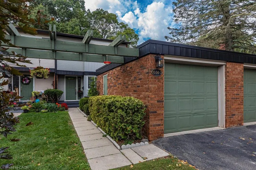 1556 Kern's Road, #3