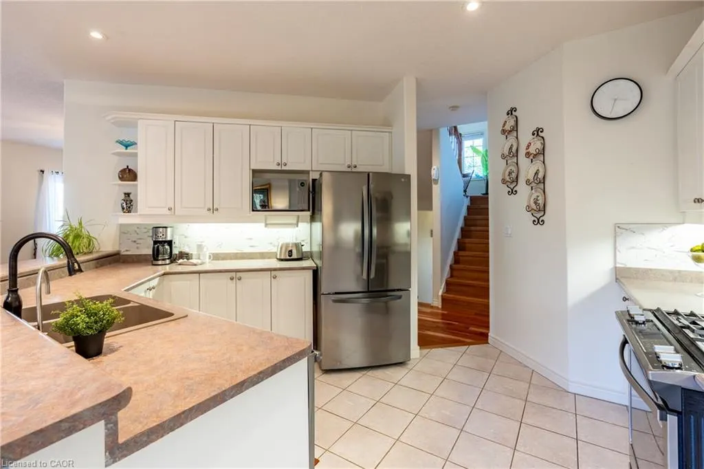 564 Willow Wood Drive