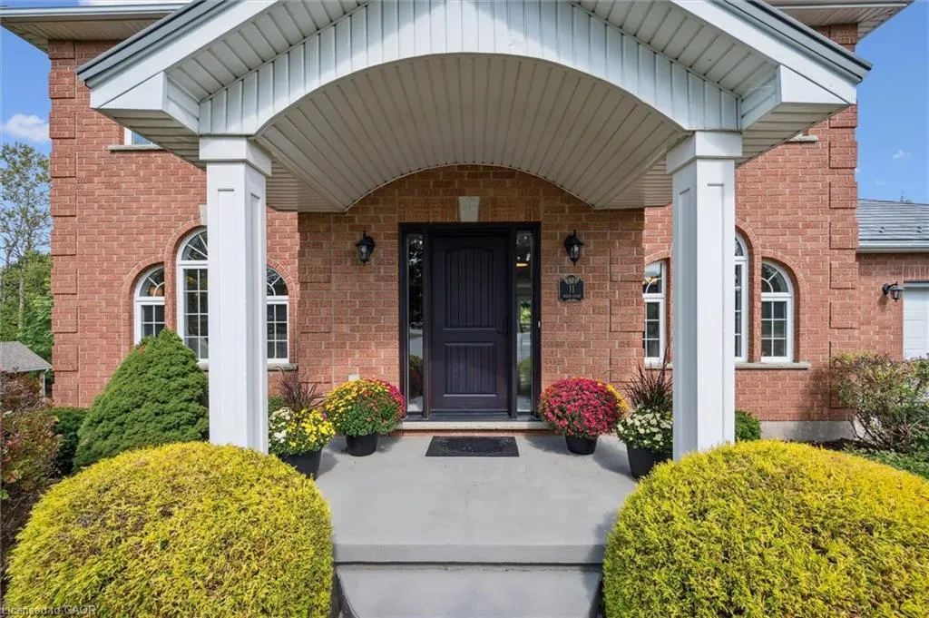 11 Adam Court